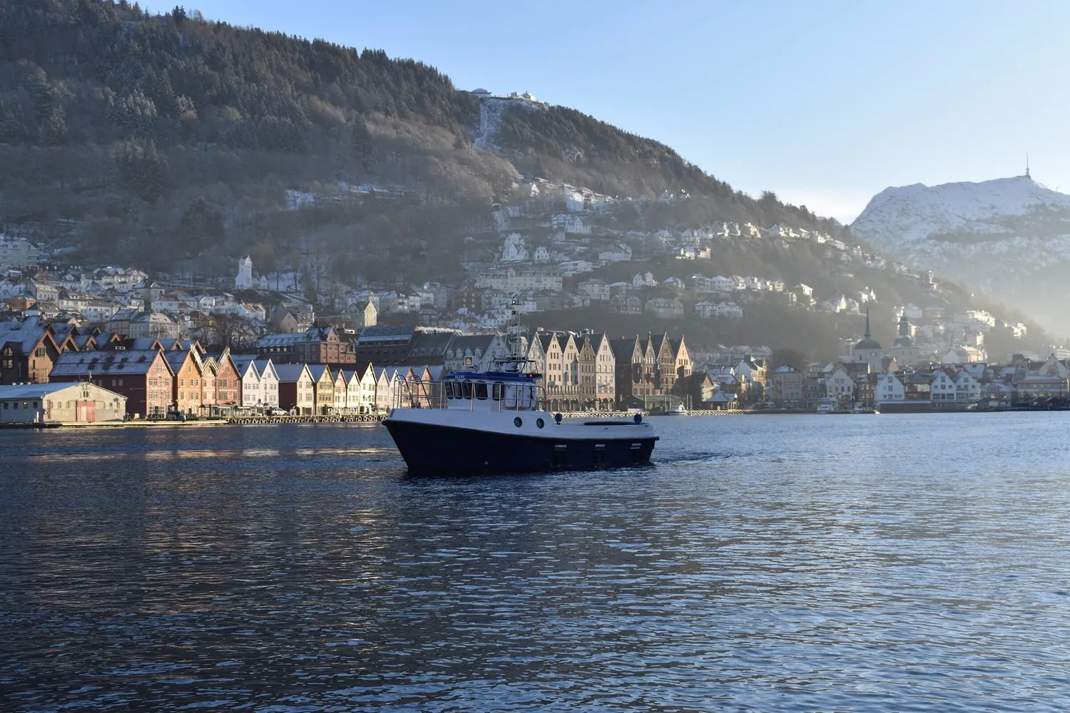 MS Oline operating in Bergen waters